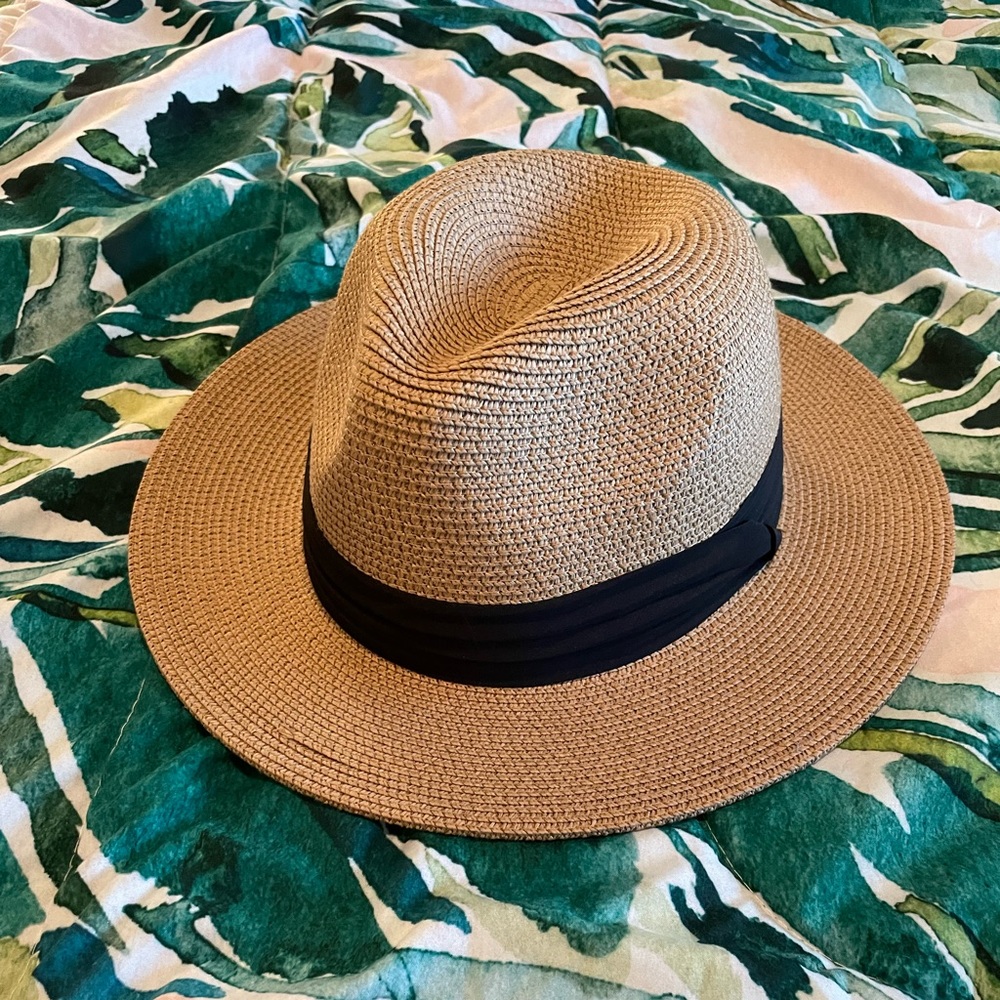 Beach hat